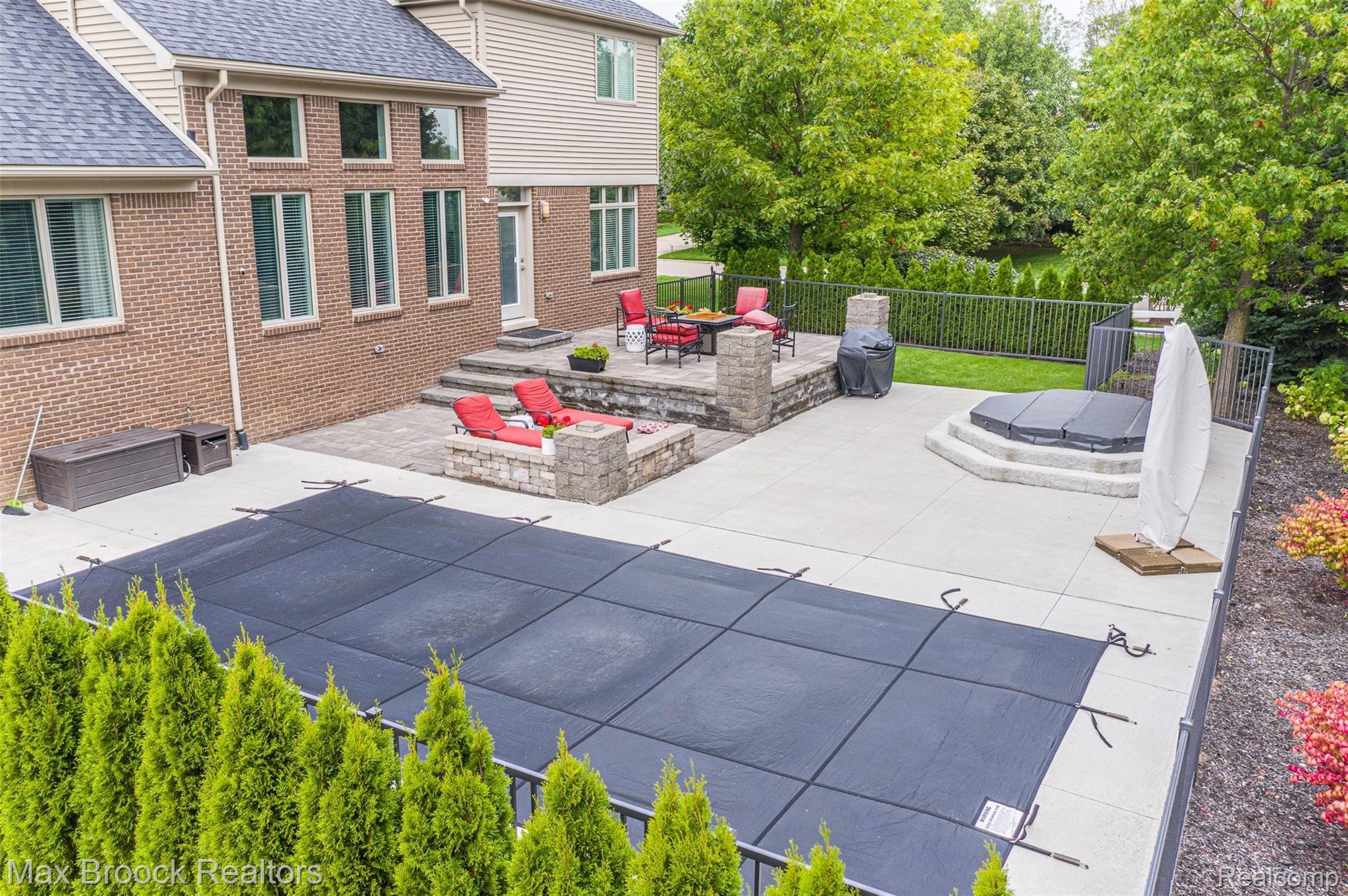 4195 Derry Court Rochester, MI 48306 - Photo 15 of 70 4195 Derry Ct-11.JPG