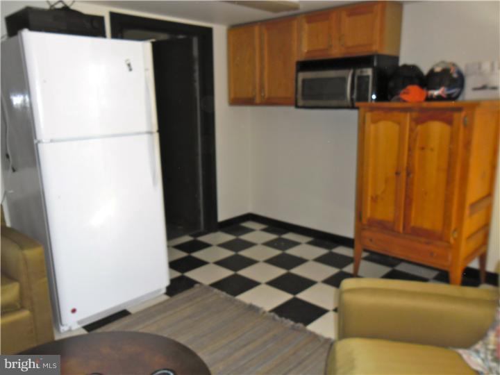 521 Ridge Road Spring City, PA 19475 - Photo 3 of 9 Kitchen