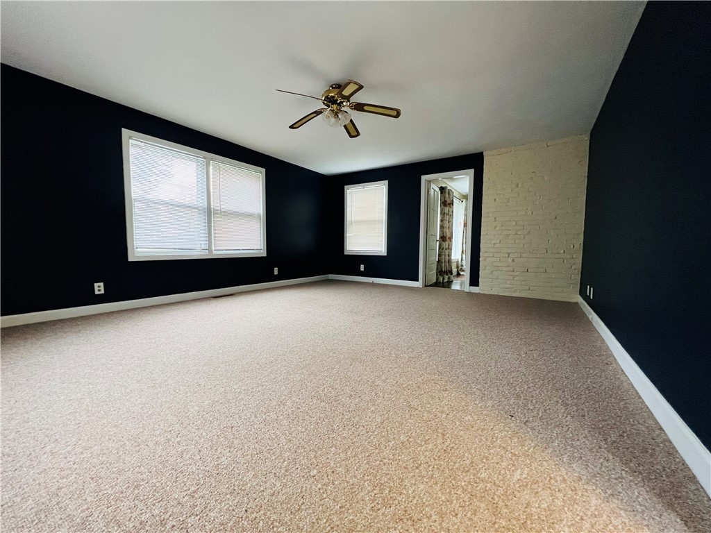 121 Sagamore Road Cranston, RI 02920 - Photo 14 of 21
