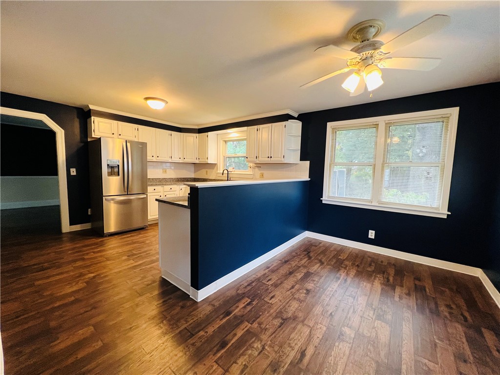 121 Sagamore Road Cranston, RI 02920 - Photo 8 of 21