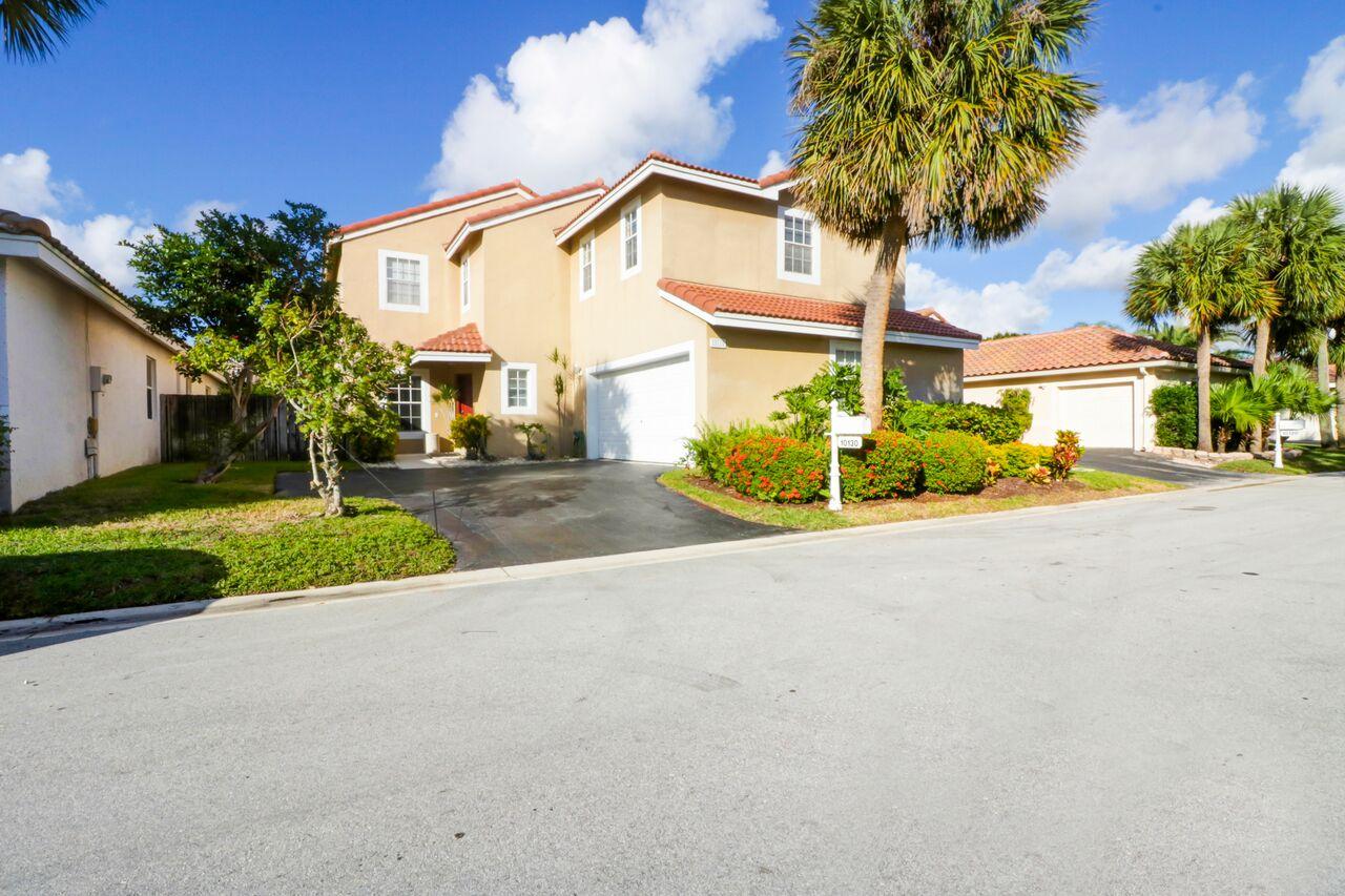 FRONT HOUSE