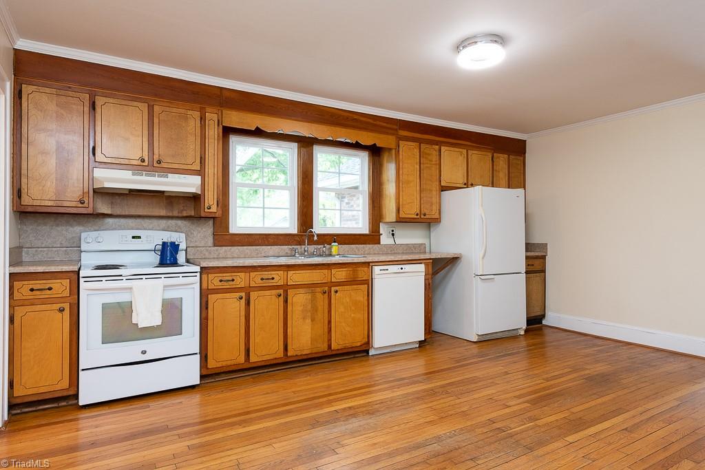 801 Taylor Road Stoneville, NC 27048 - Photo 18 of 34 Kitchen