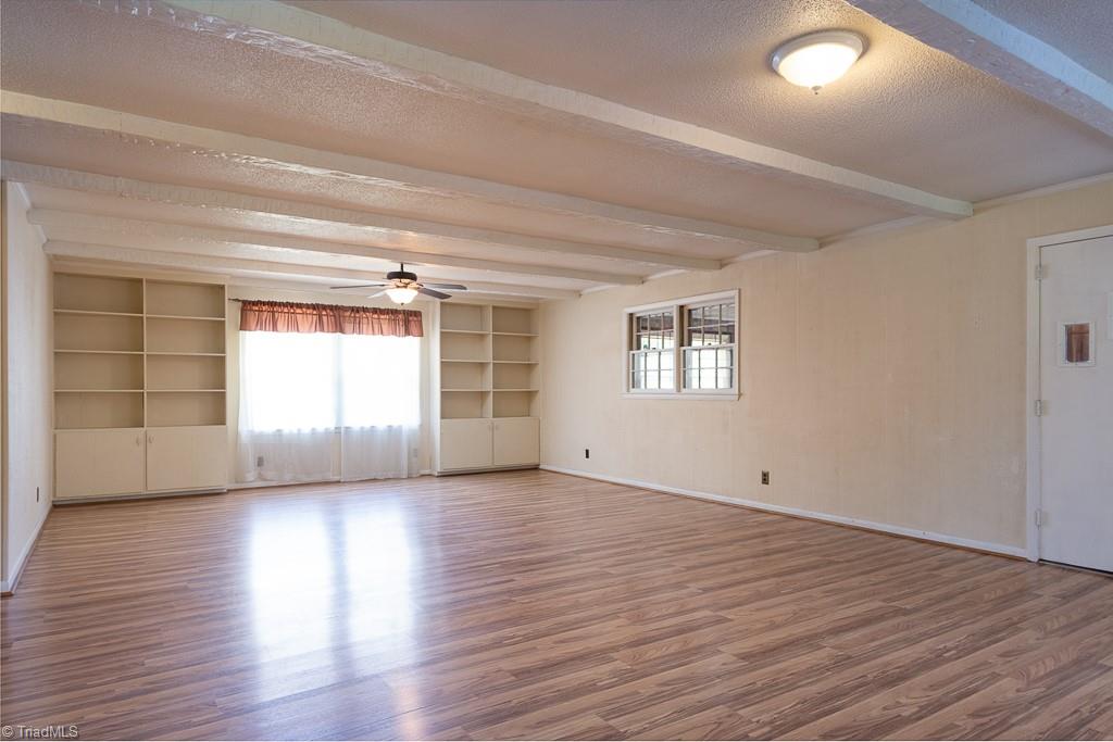 801 Taylor Road Stoneville, NC 27048 - Photo 29 of 34 Large Great Room with fireplace