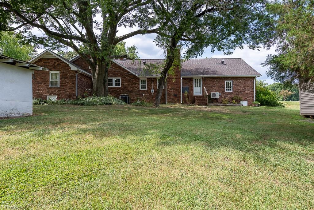 801 Taylor Road Stoneville, NC 27048 - Photo 4 of 34 Gallery Image 4
