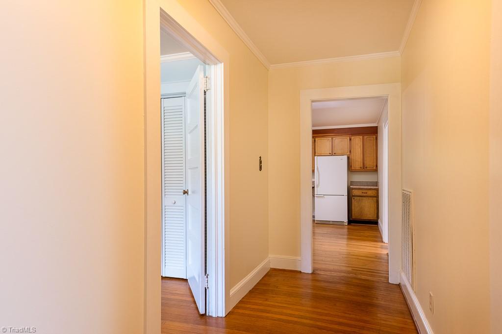 801 Taylor Road Stoneville, NC 27048 - Photo 7 of 34 Entry Way