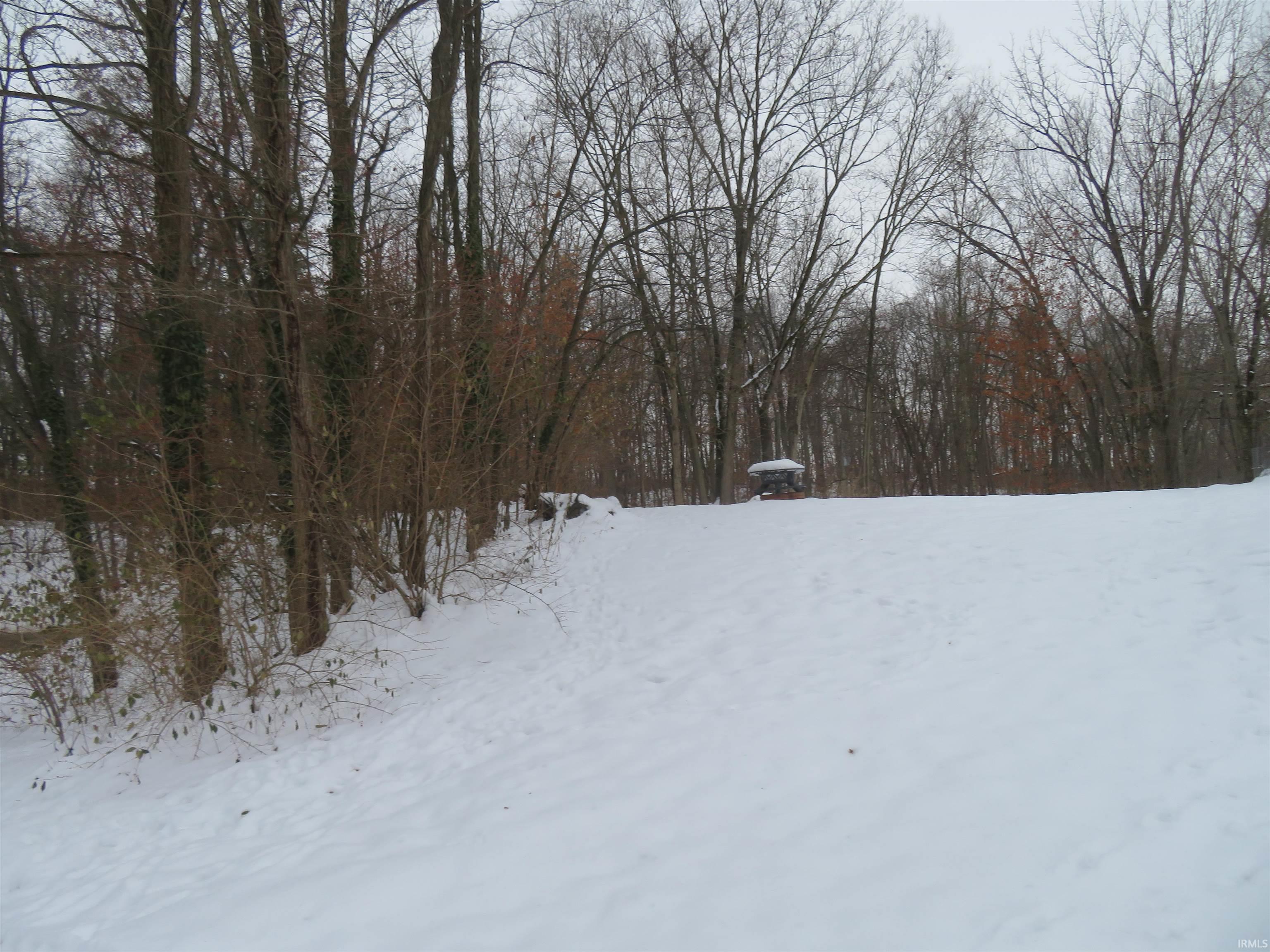 6295 Logansport Road Logansport, IN 46947 - Photo 4 of 26