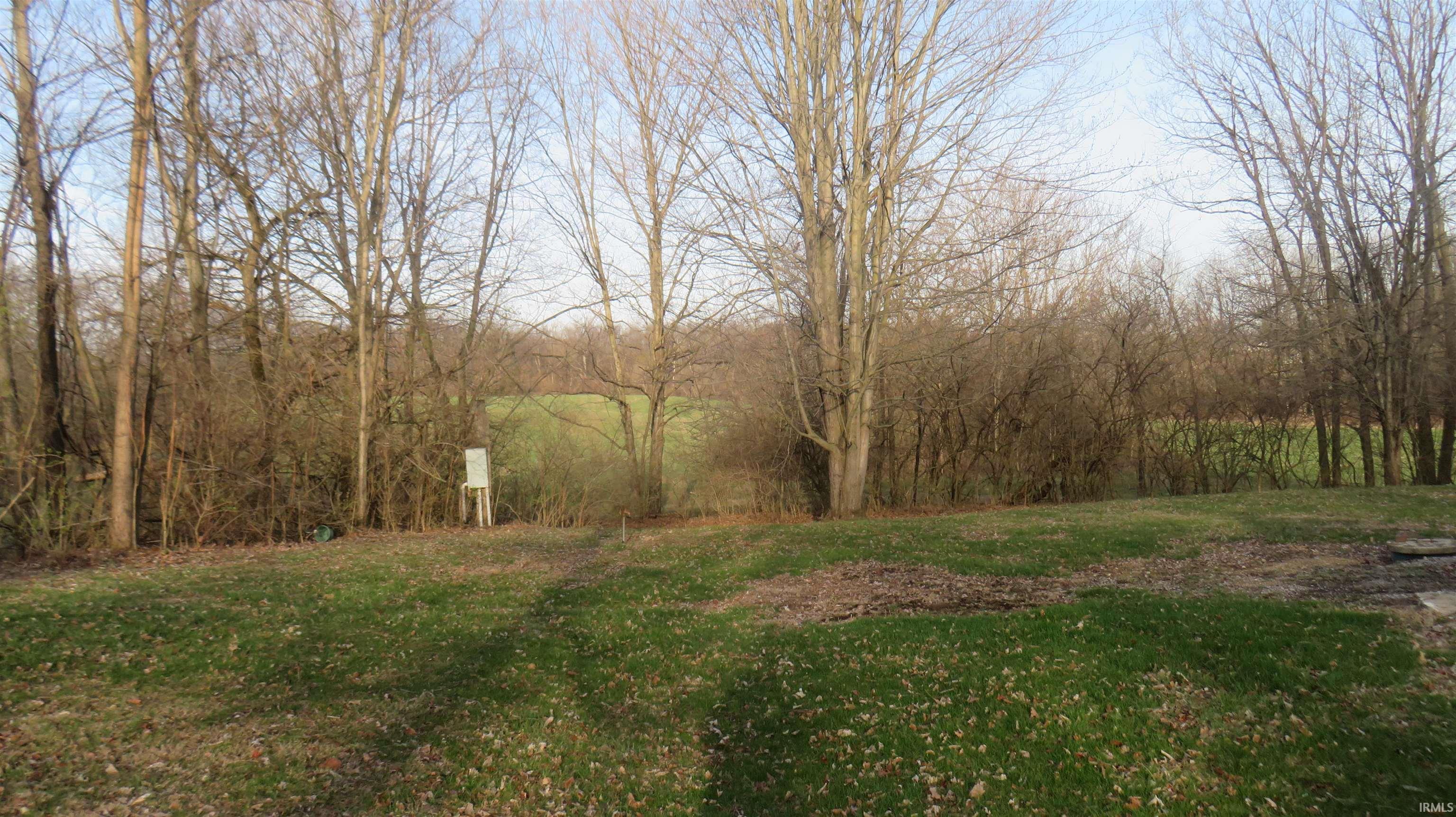 6295 Logansport Road Logansport, IN 46947 - Photo 9 of 30