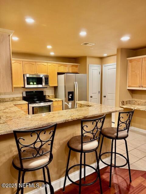 400 East Bay Street, Unit 1409 Jacksonville, FL 32202 - Photo 57 of 76 Breakfast Bar