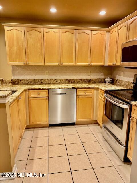 400 East Bay Street, Unit 1409 Jacksonville, FL 32202 - Photo 59 of 76 Kitchen