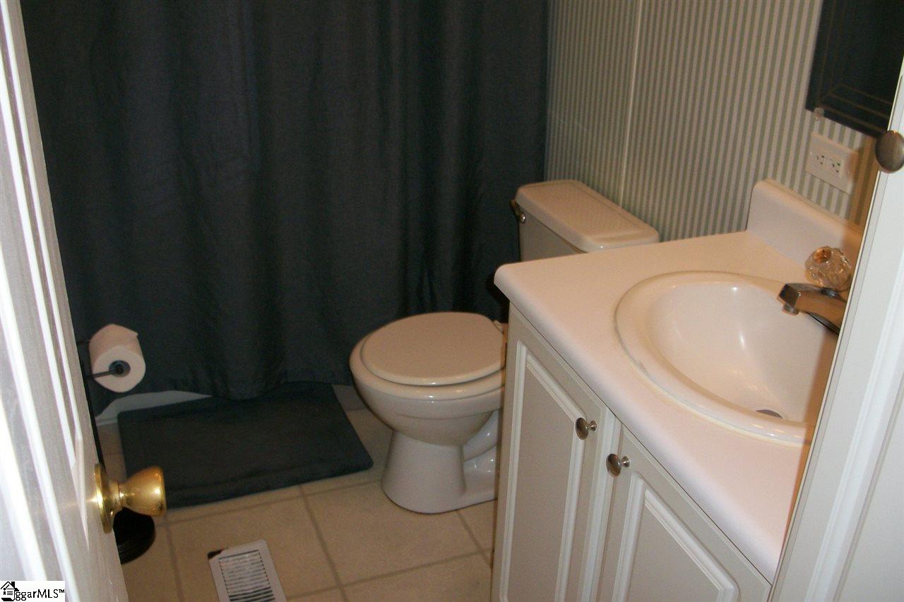 265 Southern Road Belton, SC 29627 - Photo 20 of 36