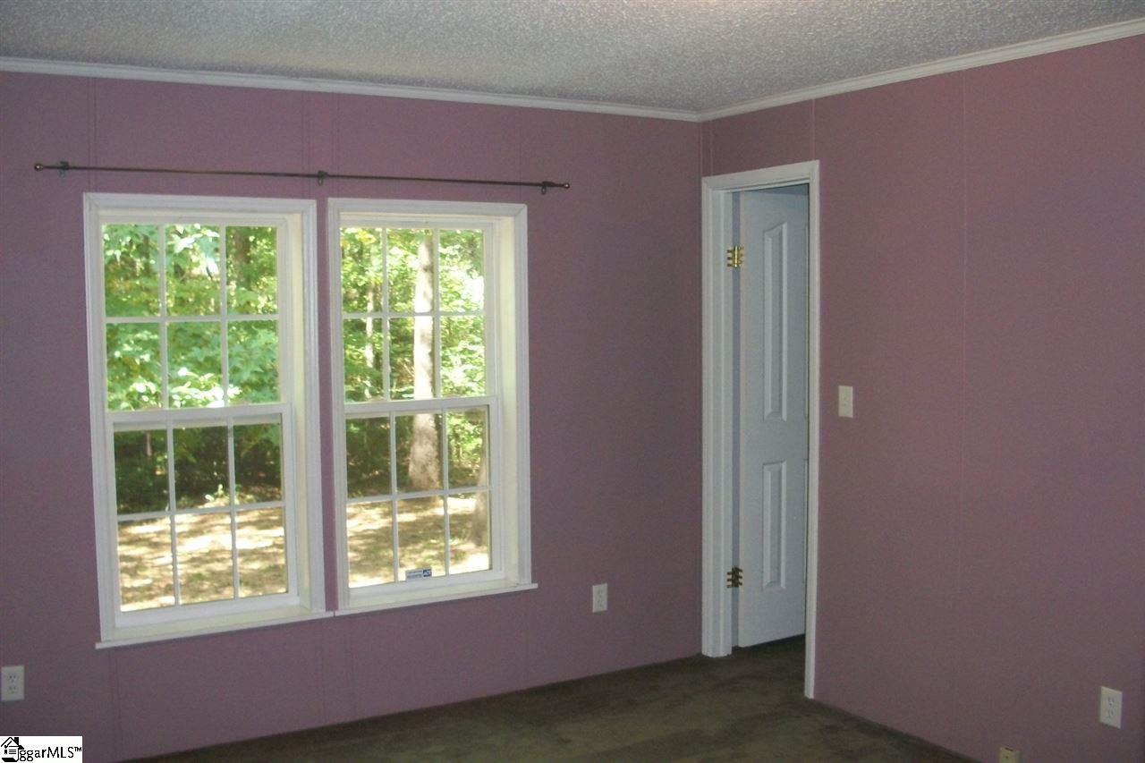 265 Southern Road Belton, SC 29627 - Photo 21 of 36