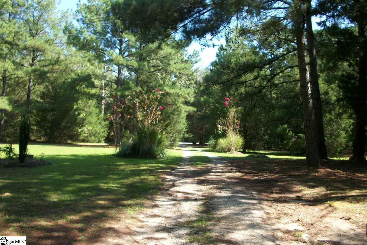 265 Southern Road Belton, SC 29627 - Photo 25 of 36