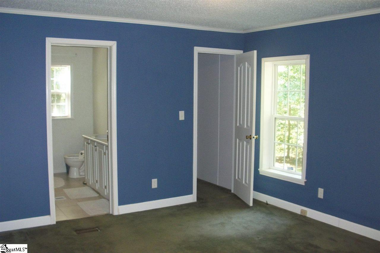 265 Southern Road Belton, SC 29627 - Photo 10 of 36