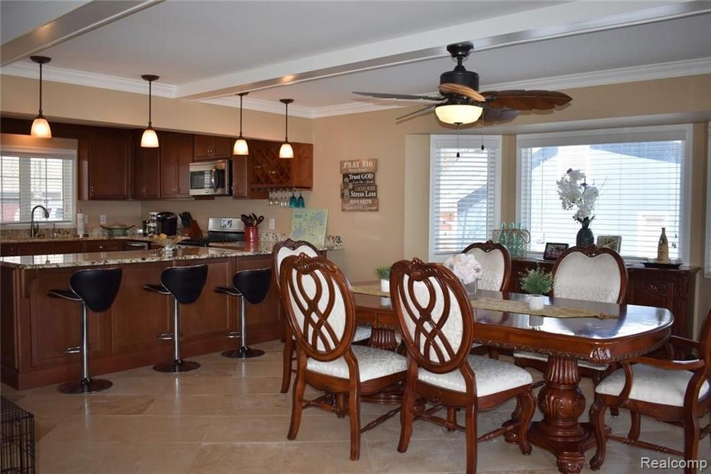 9802 Winston Road Pinckney, MI 48169 - Photo 4 of 33