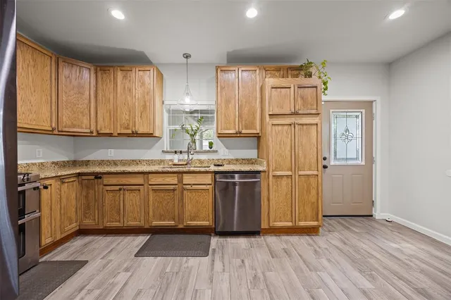 $350,000 | 3208 Travis Avenue, Fort Worth, TX 76110