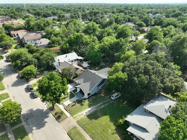 $350,000 | 3208 Travis Avenue, Fort Worth, TX 76110