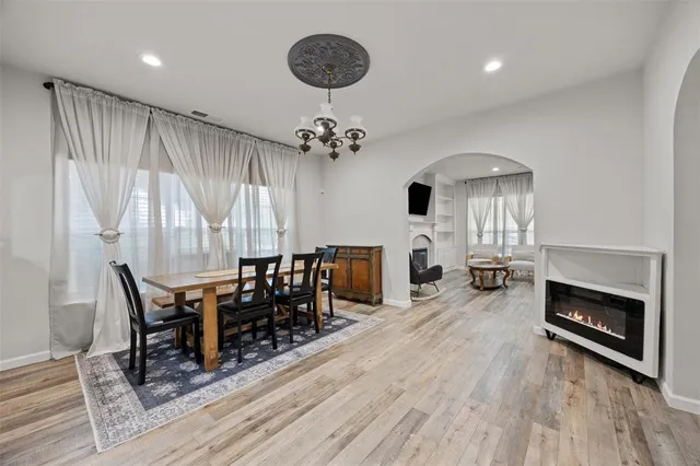 $350,000 | 3208 Travis Avenue, Fort Worth, TX 76110