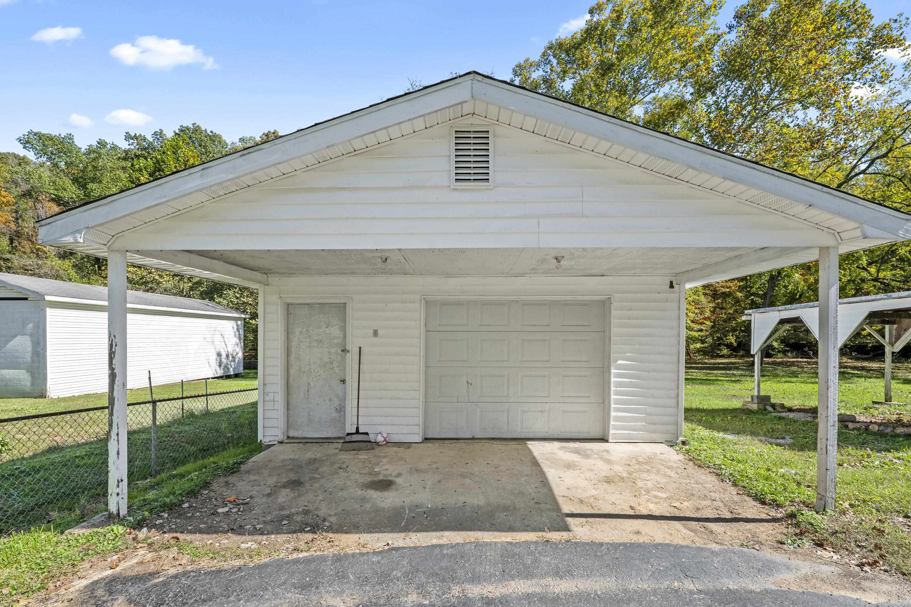 9308 Alley Branch Road Catlettsburg, KY 41129 - Photo 4 of 21