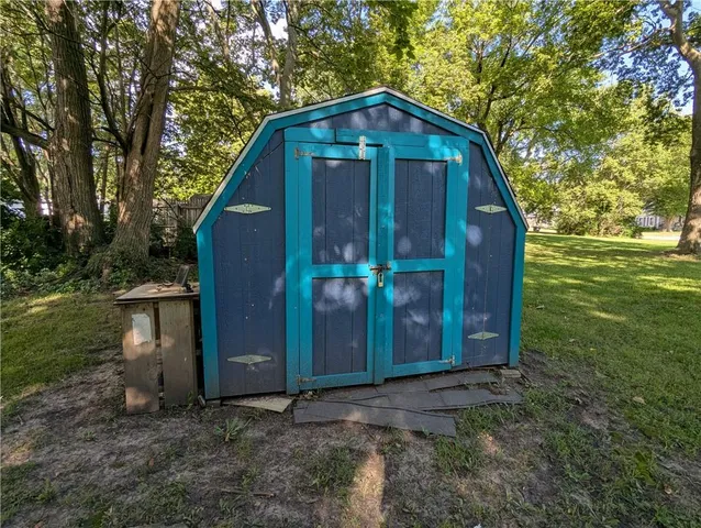 $137,000 | 1111 Miami Street, Hiawatha, KS 66434