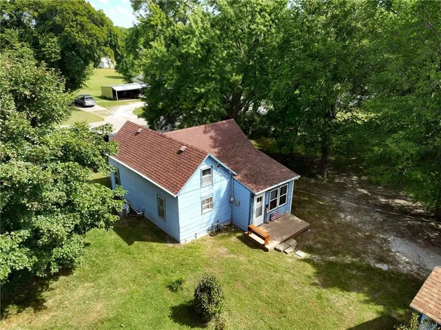 $137,000 | 1111 Miami Street, Hiawatha, KS 66434