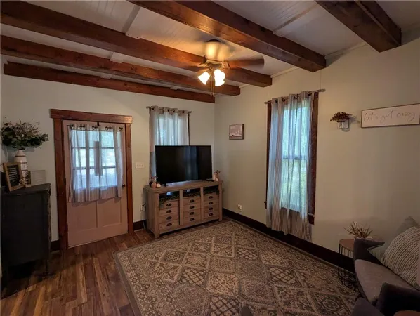 $119,900 | 1111 Miami Street, Hiawatha, KS 66434