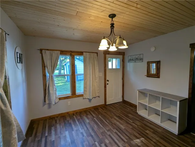 $137,000 | 1111 Miami Street, Hiawatha, KS 66434