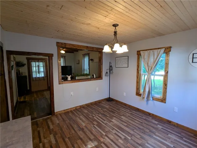 $137,000 | 1111 Miami Street, Hiawatha, KS 66434