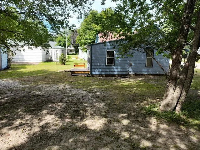 $137,000 | 1111 Miami Street, Hiawatha, KS 66434