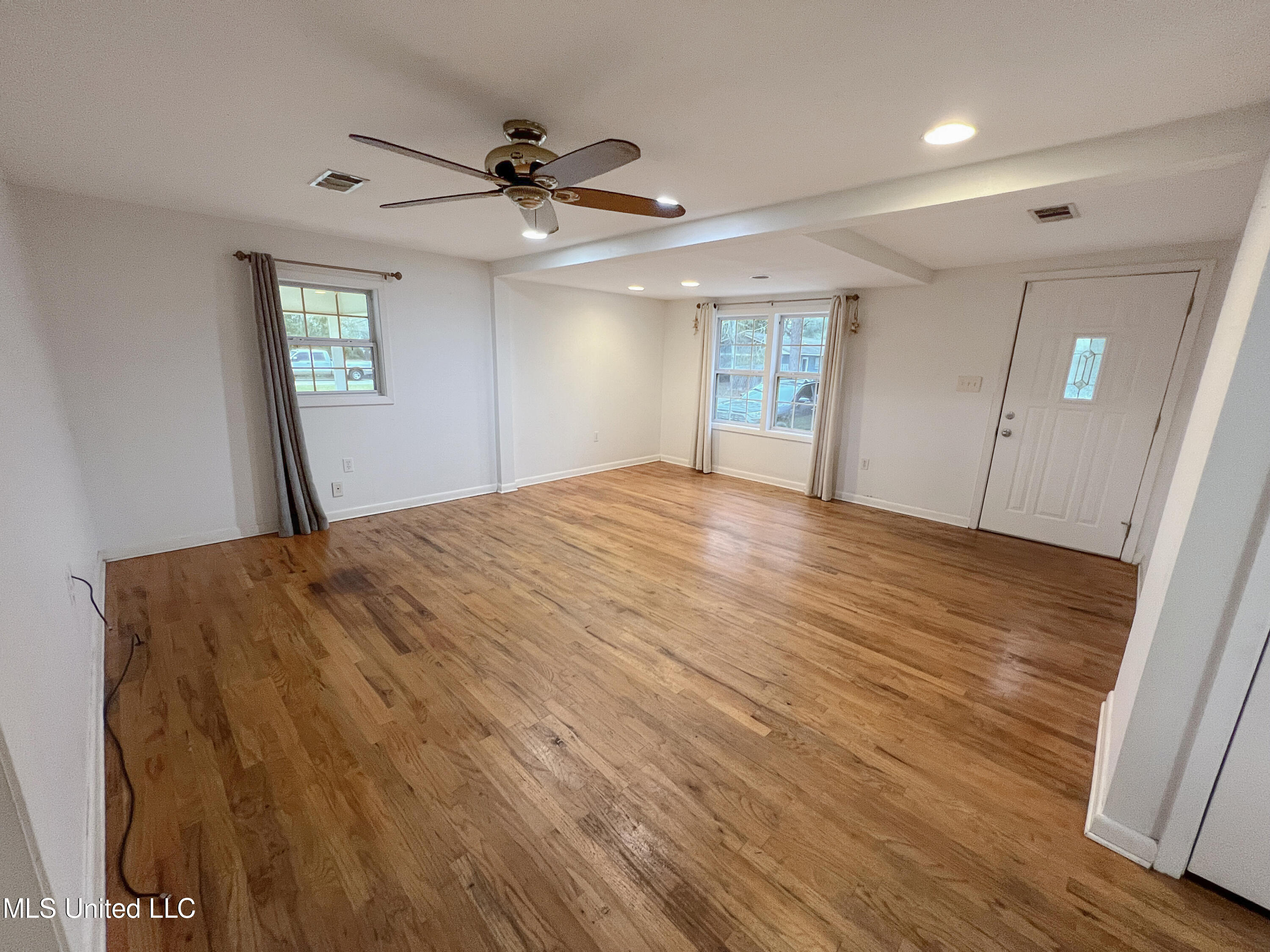 6043 Daugherty Road Long Beach, MS 39560 - Photo 3 of 15 living 2