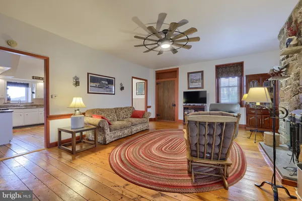 $500,000 | 76 South Brick Lane, Elverson, PA 19520