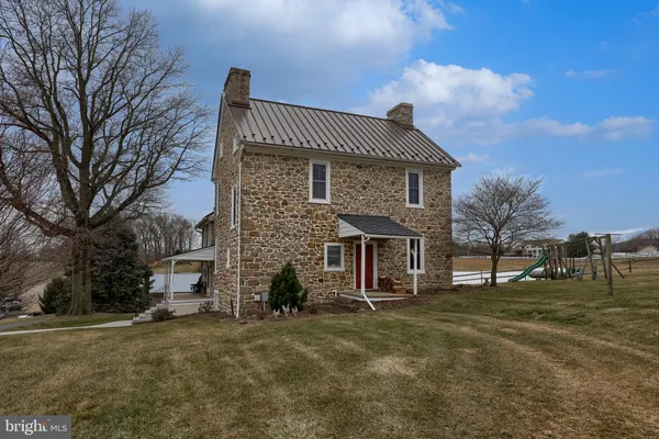 $500,000 | 76 South Brick Lane, Elverson, PA 19520