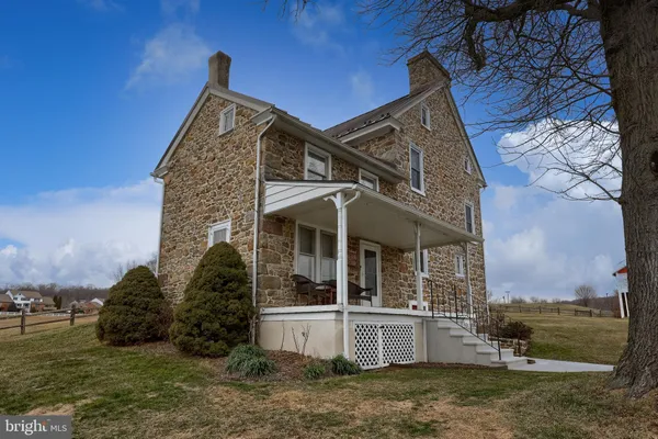 $500,000 | 76 South Brick Lane, Elverson, PA 19520