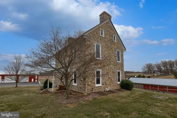 $500,000 | 76 South Brick Lane, Elverson, PA 19520