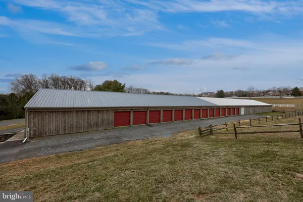 $500,000 | 76 South Brick Lane, Elverson, PA 19520