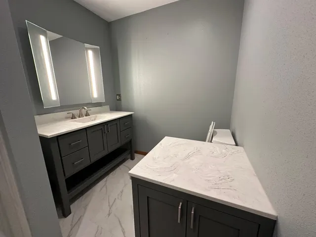 $385,000 | 1014 Green Bay Street, Onalaska, WI 54650