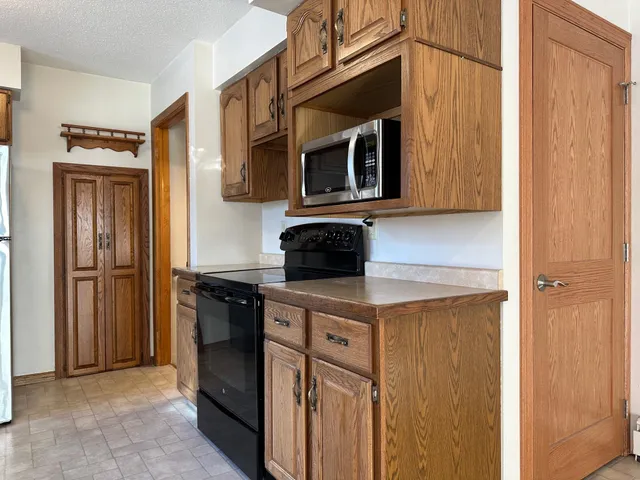 $385,000 | 1014 Green Bay Street, Onalaska, WI 54650