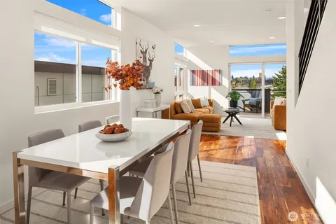 $949,880 | 1312 Yakima Avenue South, Seattle, WA 98144