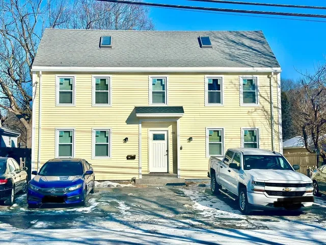 $809,999 | 591 Varnum Avenue, Lowell, MA 01854
