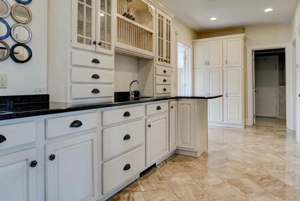 1851 Riverside Avenue Marinette, WI 54143 - Photo 12 of 50