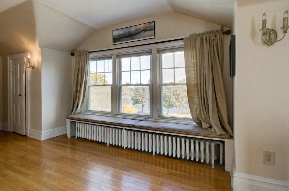 1851 Riverside Avenue Marinette, WI 54143 - Photo 37 of 50