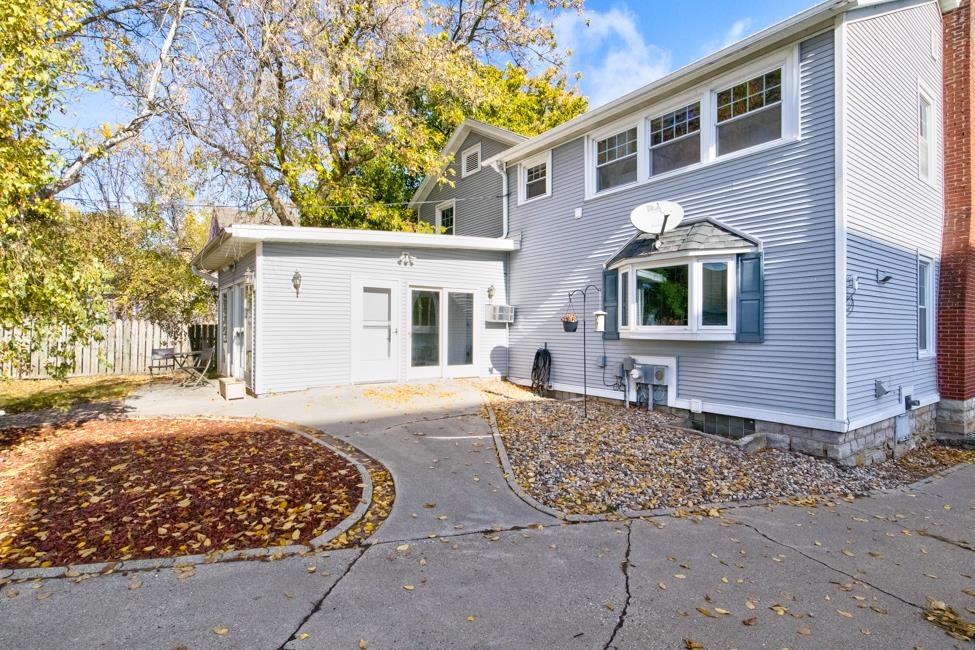 1851 Riverside Avenue Marinette, WI 54143 - Photo 47 of 50