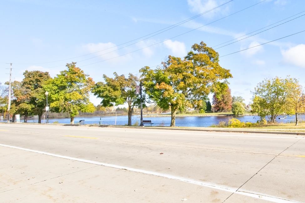 1851 Riverside Avenue Marinette, WI 54143 - Photo 49 of 50