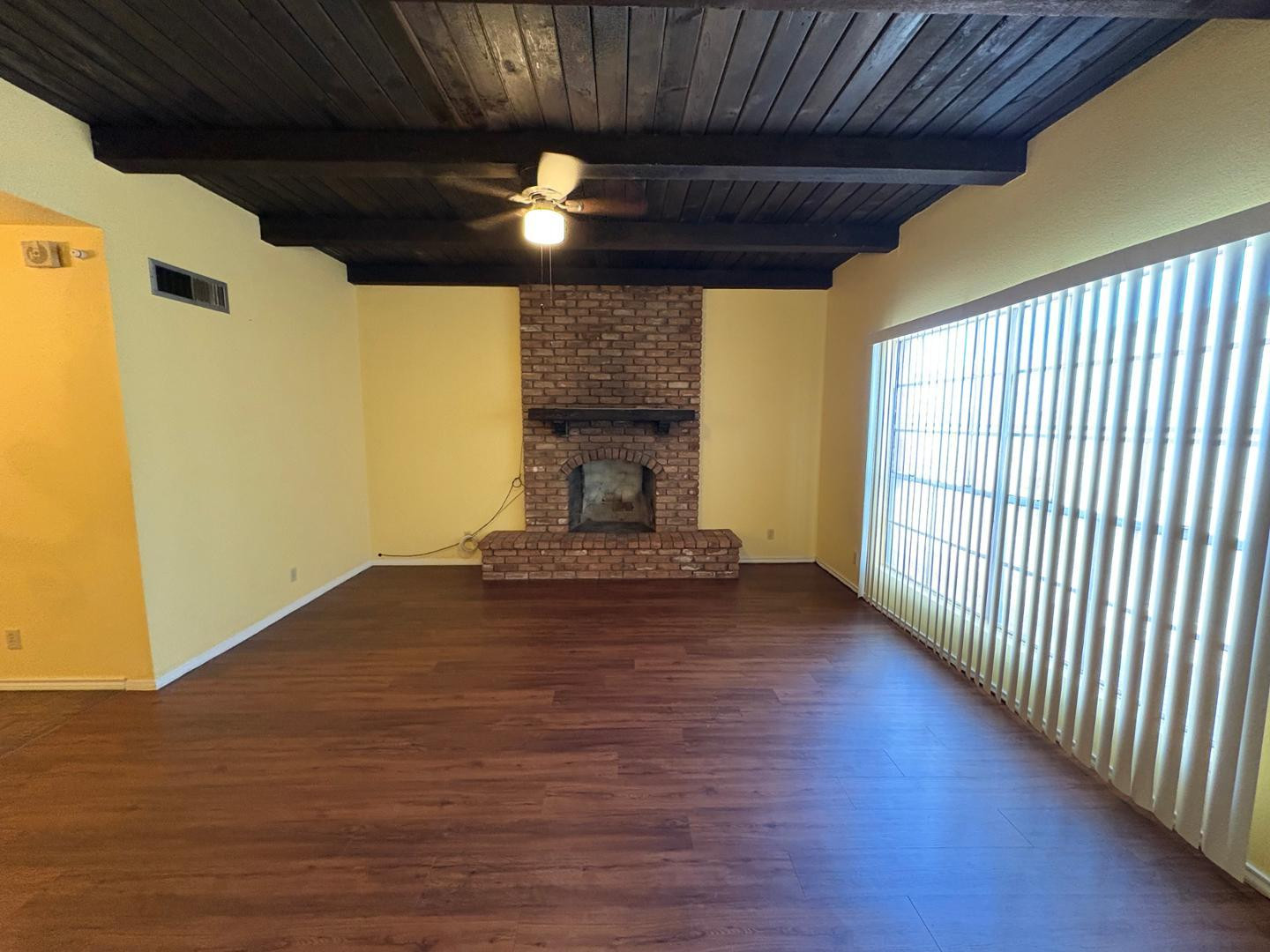 64 West Brown Road Mesa, AZ 85201 - Photo 4 of 12 Photo #4
