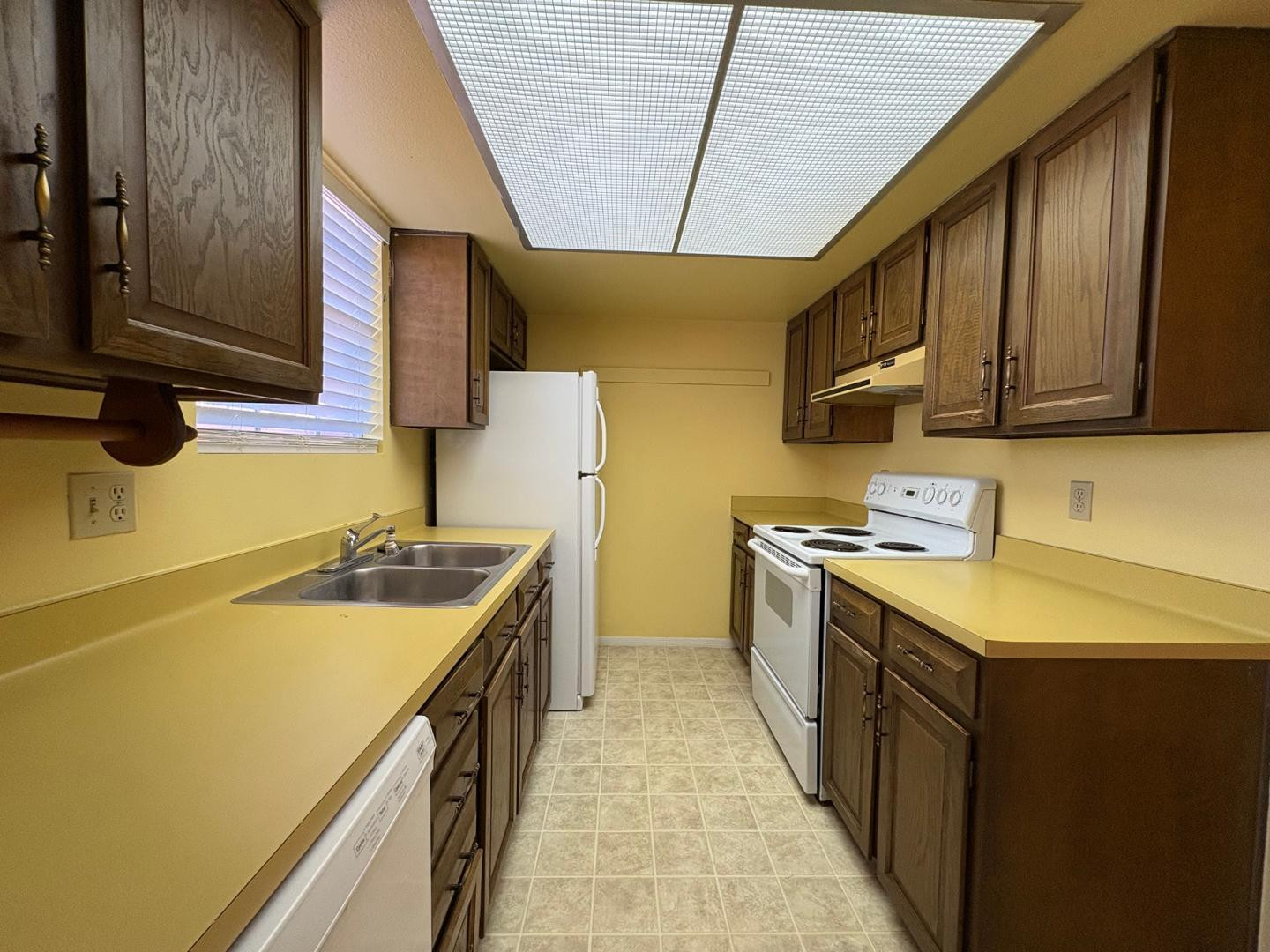 64 West Brown Road Mesa, AZ 85201 - Photo 6 of 12 Photo #6