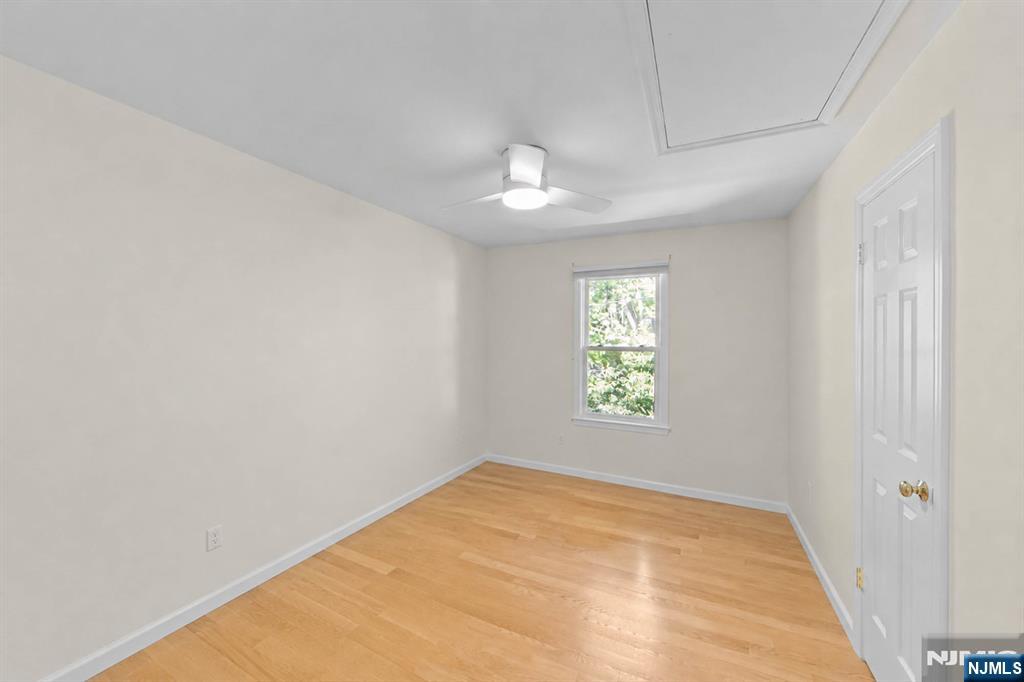308 Demarest Avenue Closter, NJ 07624 - Photo 21 of 39