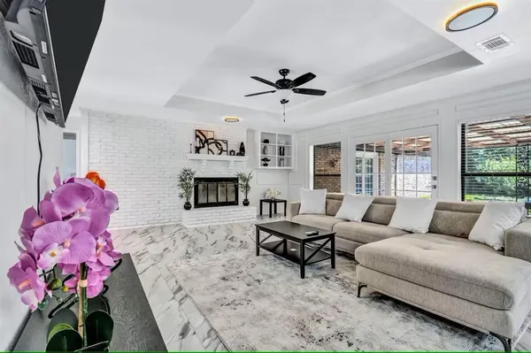 $549,950 | 3402 South Glenbrook Drive, Garland, TX 75041