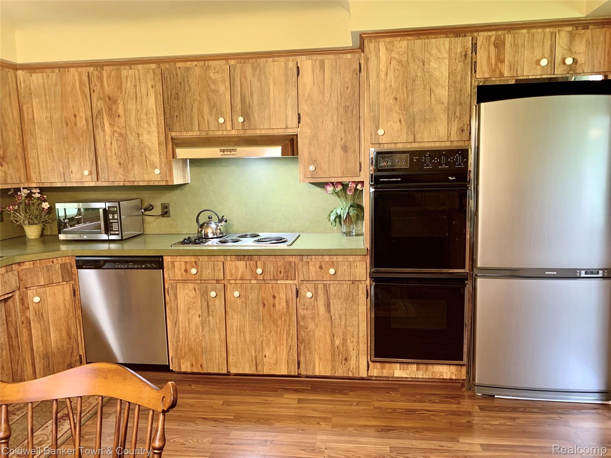 34330 Freedom Road Farmington, MI 48335 - Photo 38 of 45 Kitchen