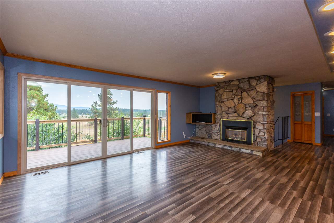 32111 North Spotted Road Deer Park, WA 99006 - Photo 3 of 20 Gallery Image 3