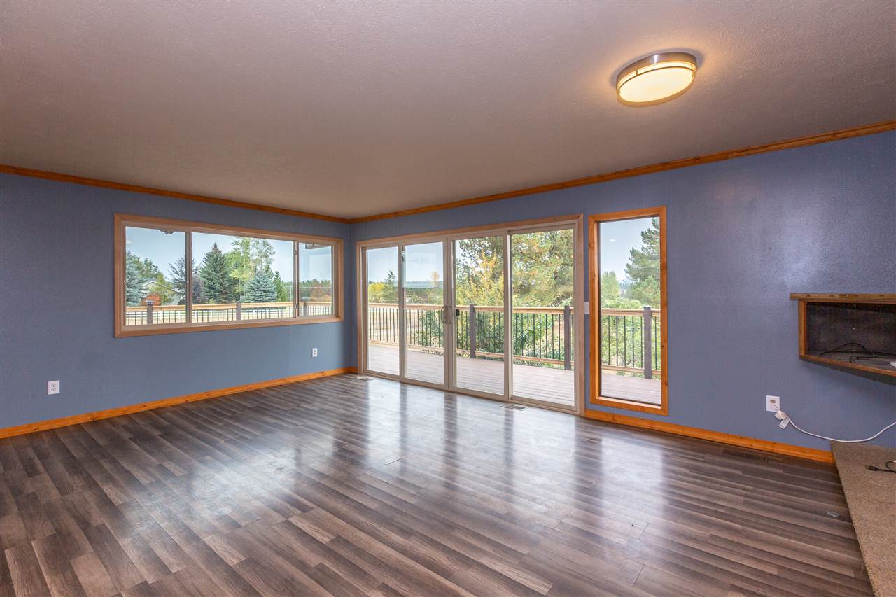 32111 North Spotted Road Deer Park, WA 99006 - Photo 4 of 20 Gallery Image 4