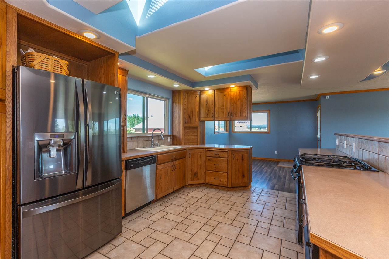 32111 North Spotted Road Deer Park, WA 99006 - Photo 5 of 20 Gallery Image 5